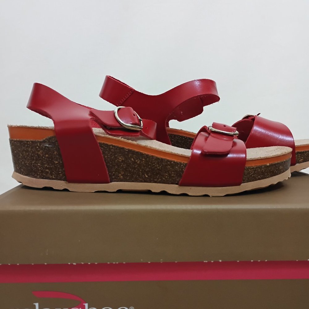Women's Wedge Sandals